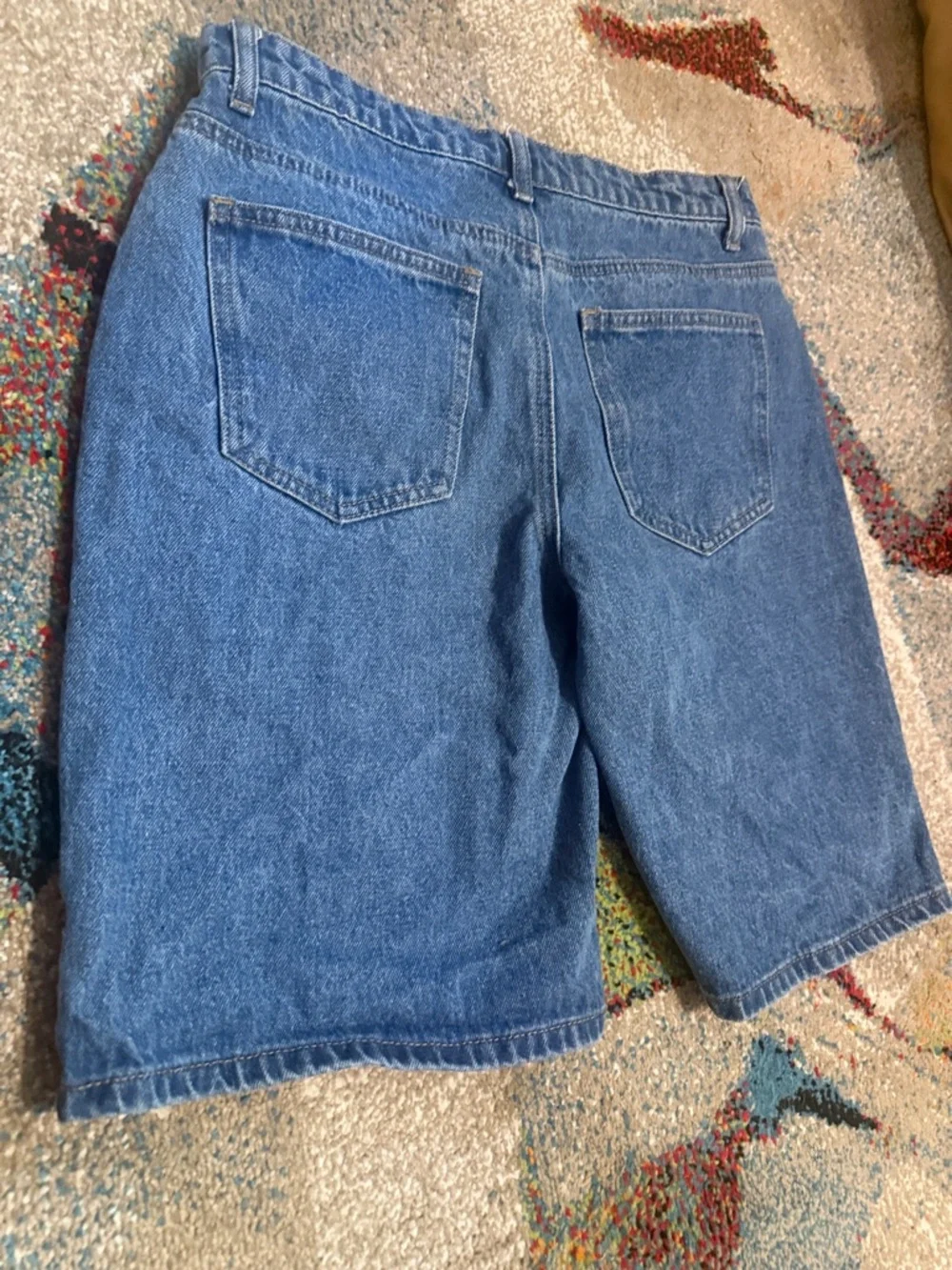 (New) Edikted 6 Baggy Long Denim Blue Jean Shorts / size 6 Denim Shorts